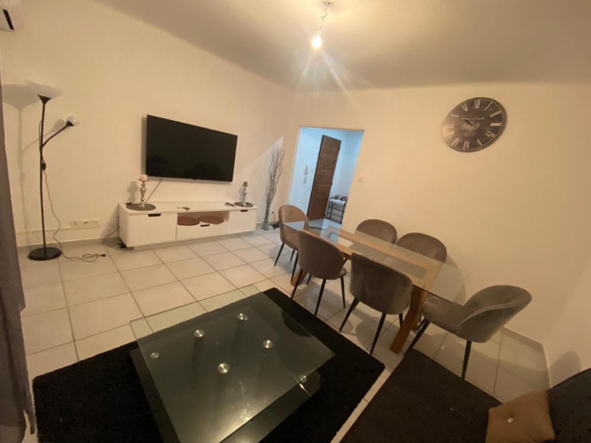 Grand Appartement Lumineux 75M2 Avignon Exterior photo